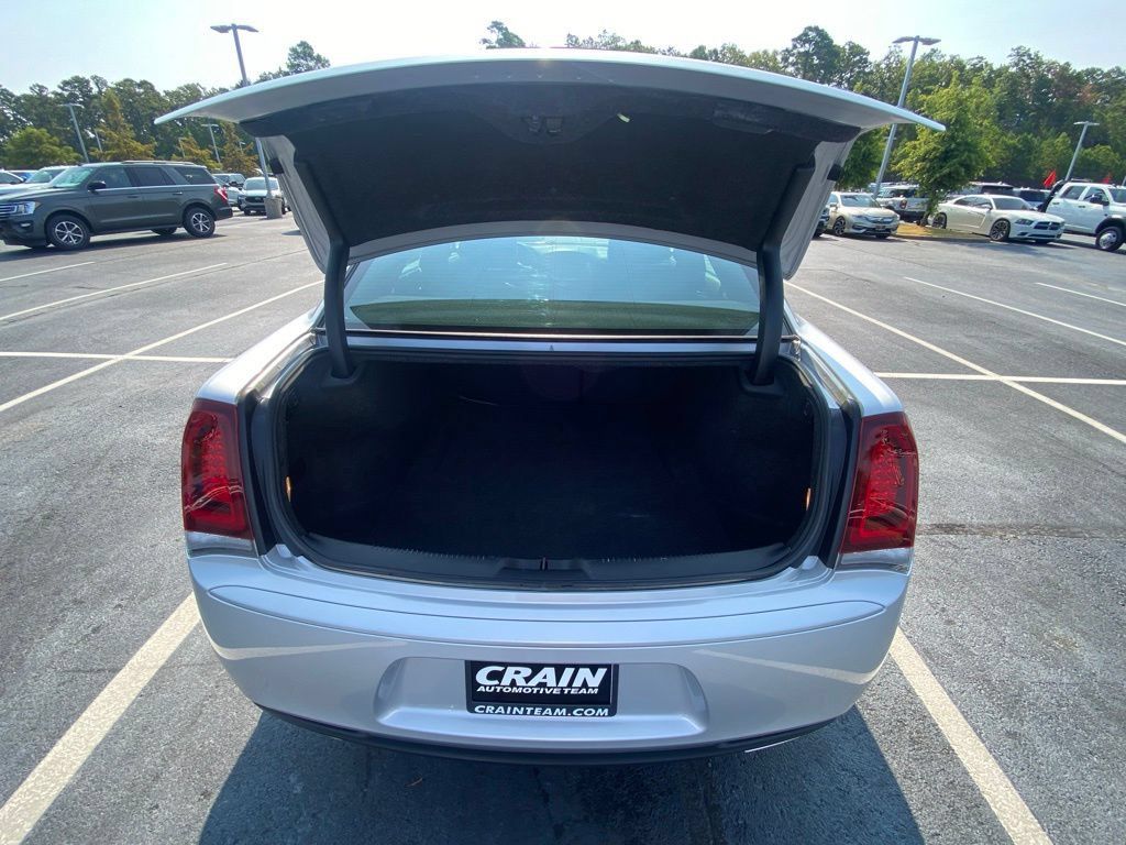 Used 2020 Chrysler 300 S RWD image 26