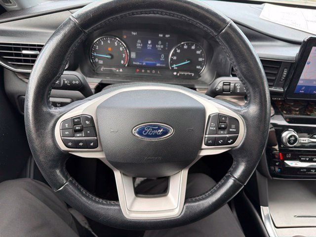 Used 2021 Ford Explorer Limited w/ Equipment Group 301A AWD/4WD image 20
