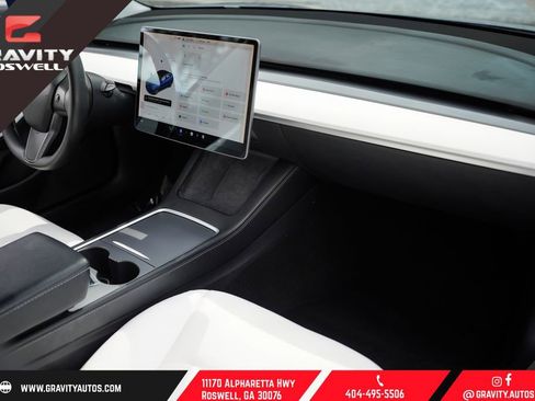 Used 2021 Tesla Model 3 Standard Range Plus image 21