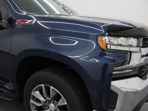 Used 2022 Chevrolet Silverado 1500 LT w/ Z71 Off-Road Package AWD/4WD image 23