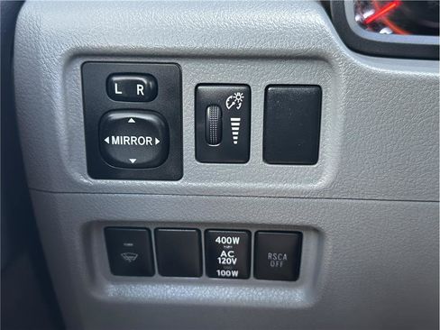 Used 2011 Toyota 4Runner Trail AWD/4WD image 27