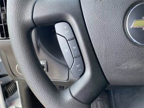 New 2025 Chevrolet Express 2500 Work Van w/ Driver Convenience Package image 30