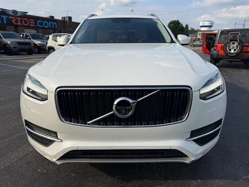 Used 2016 Volvo XC90 T6 Momentum w/ Momentum Plus Package AWD/4WD image 8