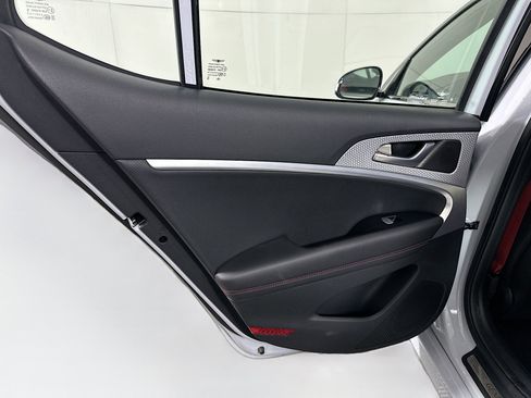 Used 2023 Genesis G70 2.0T w/ Sport Prestige Package image 28