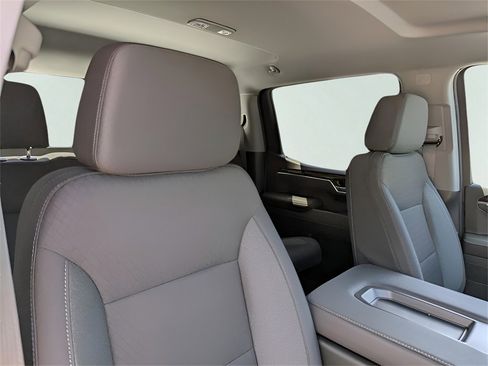 New 2025 GMC Sierra 1500 Elevation image 40