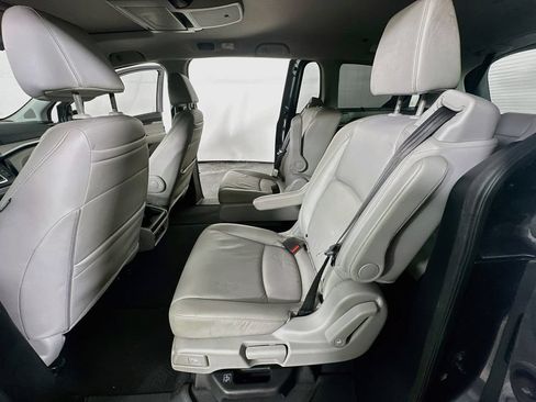 Used 2018 Honda Odyssey Elite image 15