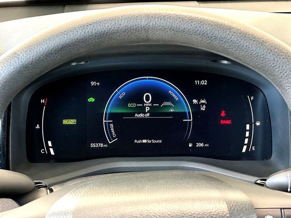 Used 2025 Toyota Camry LE FWD image 24