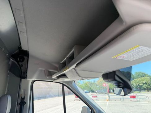 Used 2019 Ford Transit 250 148 Medium Roof RWD image 13