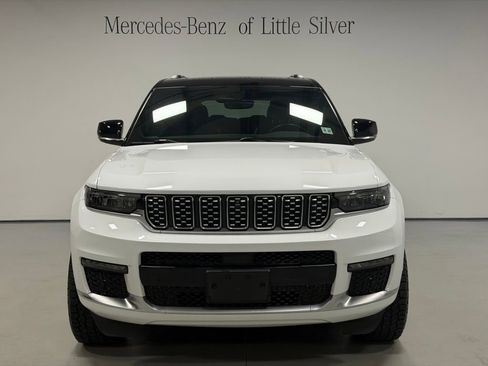 Used 2023 Jeep Grand Cherokee L Summit AWD/4WD image 9