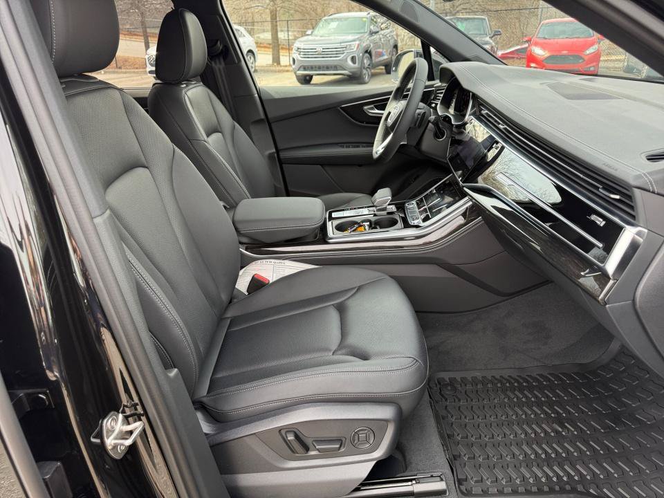 New 2026 Audi Q7 3.0T Premium Plus AWD/4WD image 28