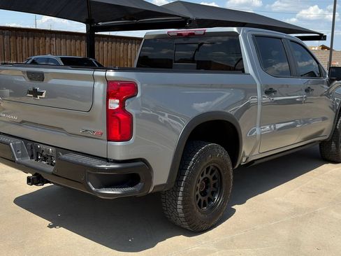 Used 2024 Chevrolet Silverado 1500 ZR2 w/ Technology Package AWD/4WD image 5