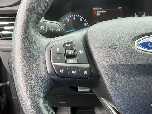 Used 2020 Ford Escape SEL image 25