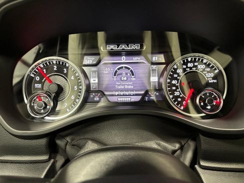 Used 2022 RAM 1500 Laramie AWD/4WD image 23