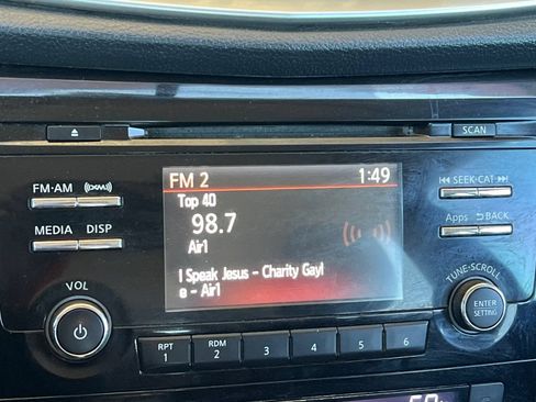 Used 2015 Nissan Rogue SV AWD/4WD image 18
