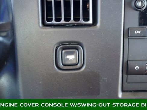 Used 2024 GMC Savana 2500 w/ Driver Convenience Package image 15