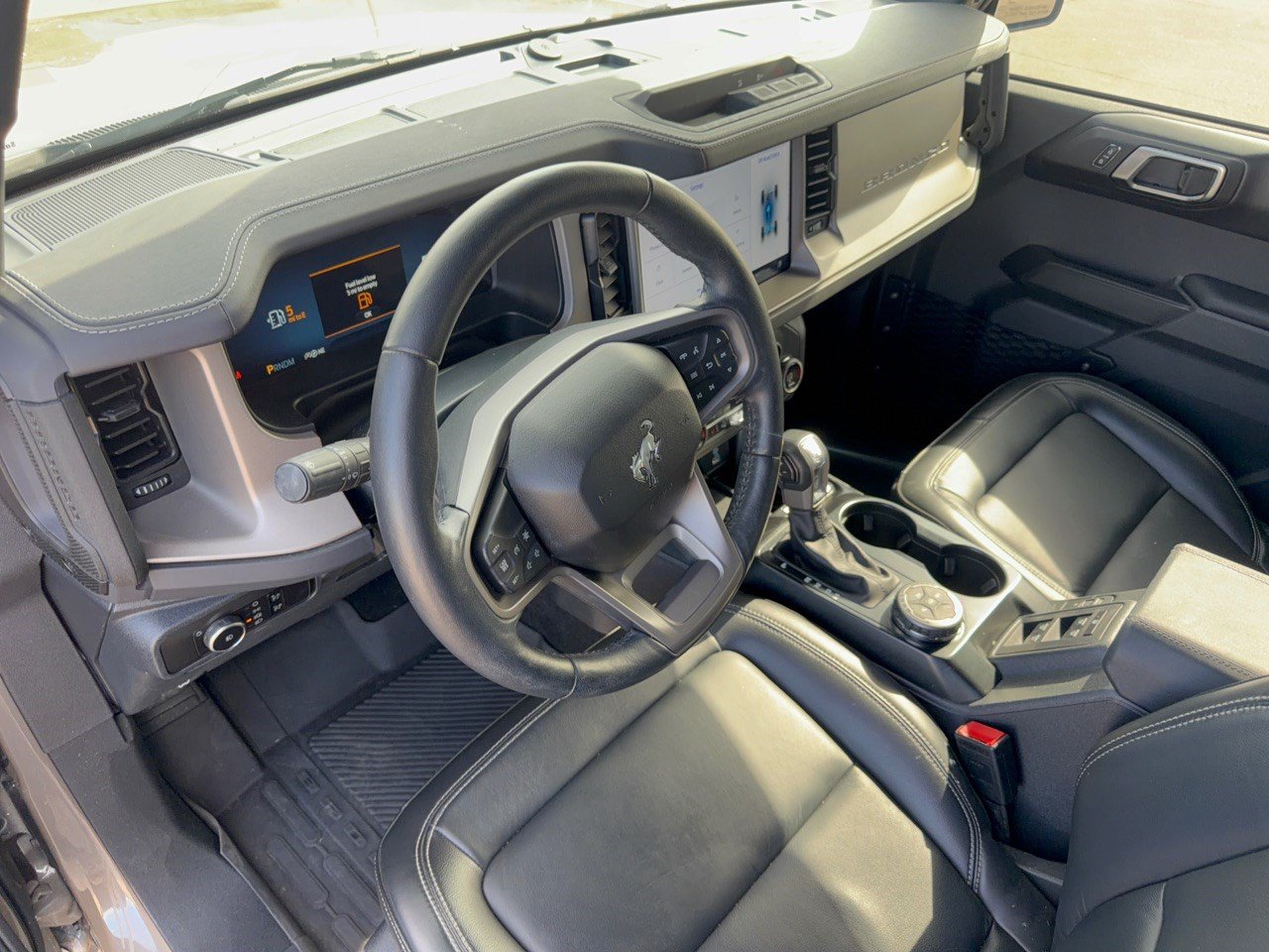 Used 2025 Ford Bronco Outer Banks AWD/4WD image 4
