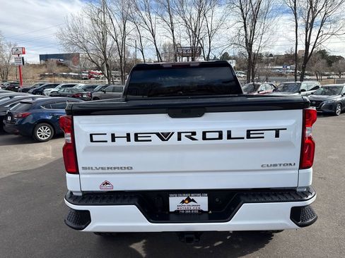 Used 2021 Chevrolet Silverado 1500 Custom image 5