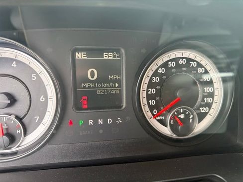 Used 2015 RAM 1500 Express AWD/4WD image 9