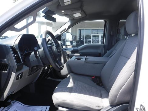 Used 2022 Ford F350 XLT image 11