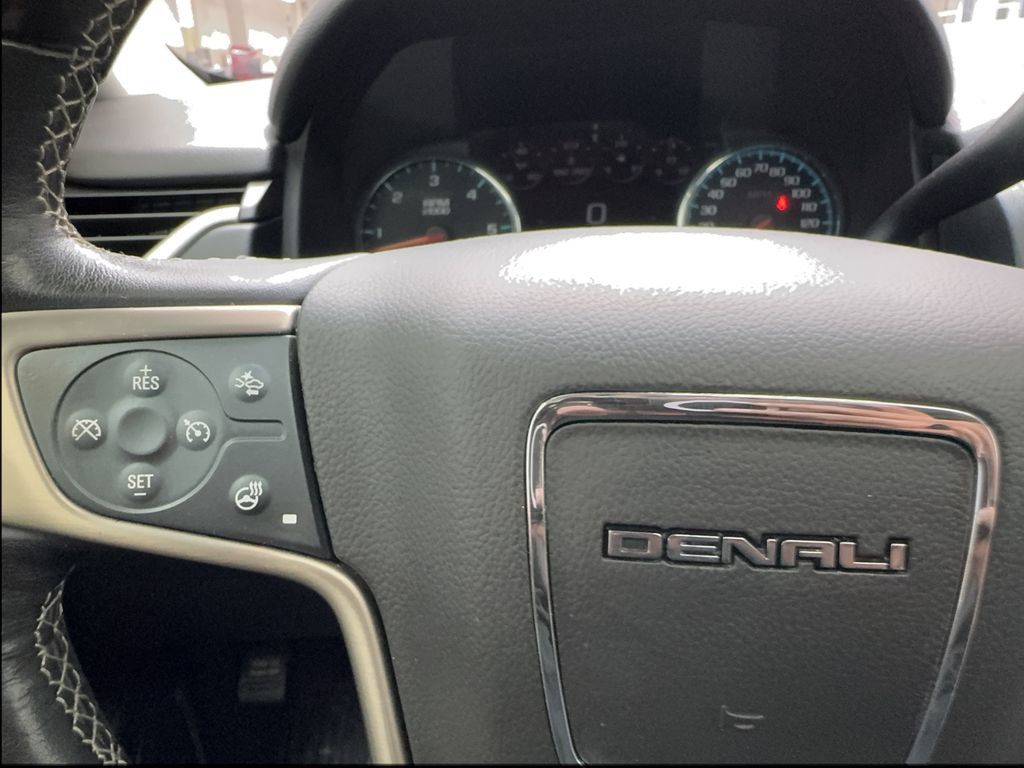 Used 2019 GMC Yukon XL Denali w/ Denali Ultimate Package RWD image 44