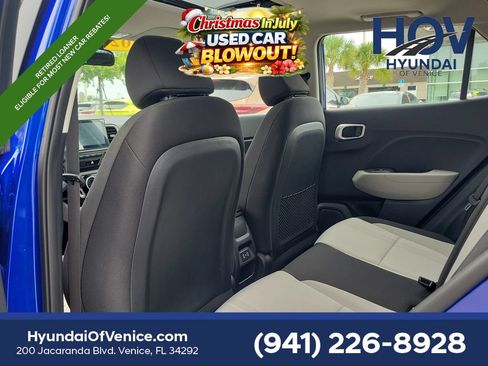 Certified 2026 Hyundai Venue SEL FWD image 10