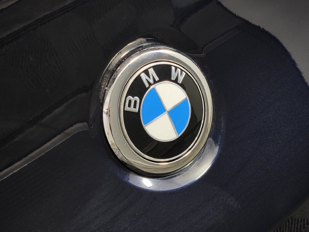 Used 2019 BMW X4 xDrive30i w/ M Sport Package 2 AWD/4WD image 9