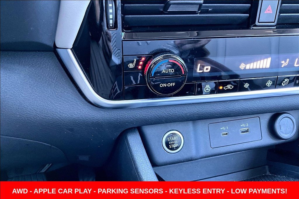 Used 2023 Nissan Rogue SV w/ SV Premium Package AWD/4WD image 17