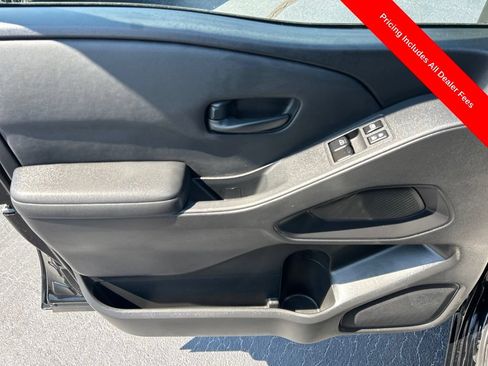 Used 2024 Nissan Frontier S RWD image 4