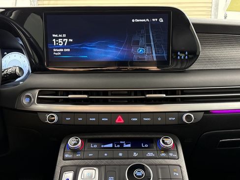 Used 2024 Hyundai Palisade Limited FWD image 21
