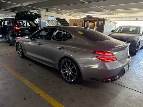 Used 2023 Genesis G70 3.3T RWD image 4