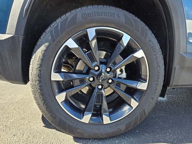 Used 2025 Chevrolet Equinox RS w/ Safety and Technology Package AWD/4WD image 10