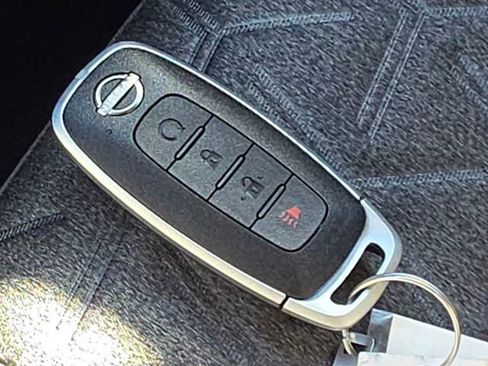 New 2026 Nissan Kicks SV w/ SV Premium Package image 29