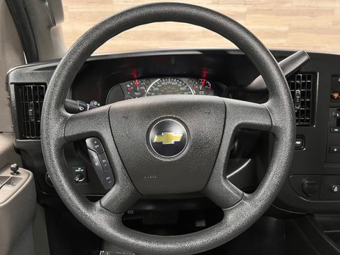 Used 2025 Chevrolet Express 2500 w/ Driver Convenience Package RWD image 9