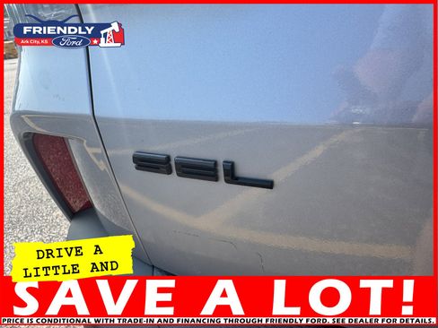 Used 2022 Ford Escape SEL w/ SEL Stealth AWD Package image 32
