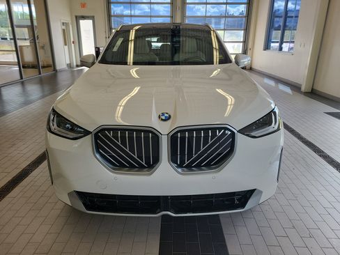 Used 2026 BMW X3 xDrive30 w/ Convenience Package image 2