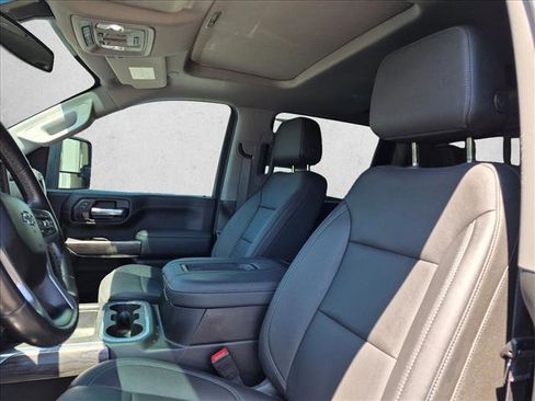 Used 2022 Chevrolet Silverado 2500 LTZ w/ LTZ Plus Package AWD/4WD image 11