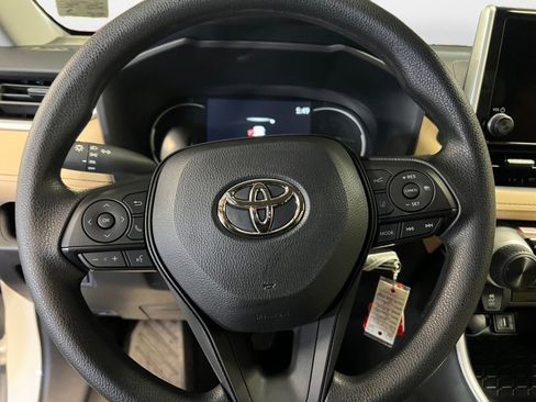 New 2025 Toyota RAV4 LE image 10