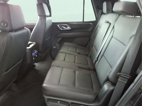 Used 2023 Chevrolet Tahoe LT w/ Luxury Package image 15