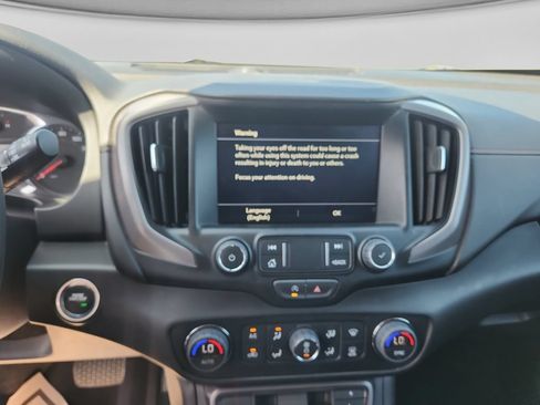 Used 2024 GMC Terrain AT4 w/ Infotainment Package II AWD/4WD image 19