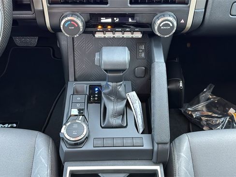 New 2025 Toyota Tacoma SR5 image 31