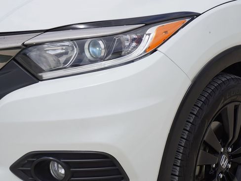 Used 2020 Honda HR-V EX-L image 2