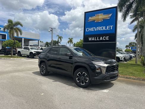 New 2026 Chevrolet Equinox ACTIV w/ Convenience Package III AWD/4WD image 1