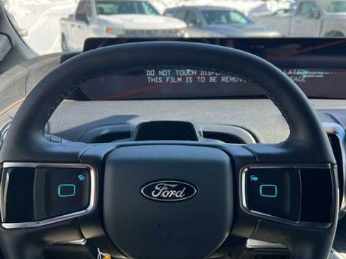 Used 2026 Ford Expedition Tremor AWD/4WD image 34