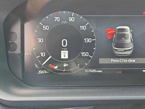 Certified 2025 Land Rover Discovery Dynamic SE AWD/4WD image 14