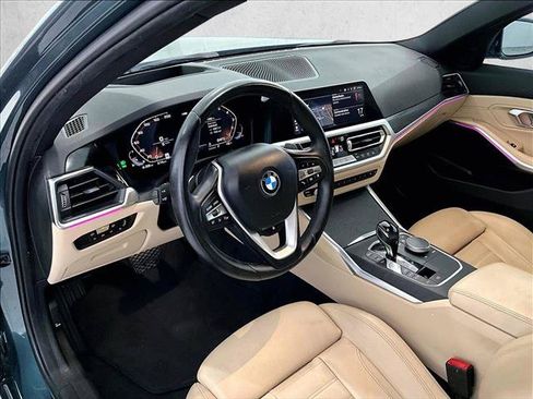 Used 2021 BMW 330i Sedan w/ Executive Package RWD image 14