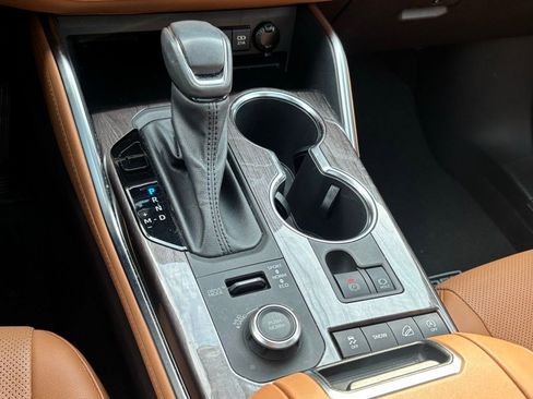 Used 2021 Toyota Highlander Platinum image 15