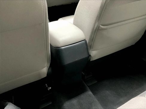 Used 2017 Subaru Forester 2.5i Premium AWD/4WD image 18