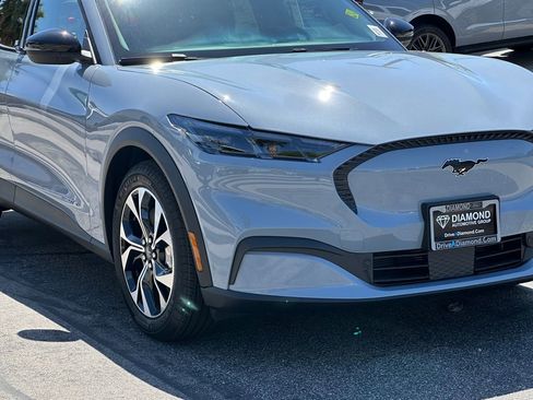 New 2026 Ford Mustang Mach-E Select RWD image 11