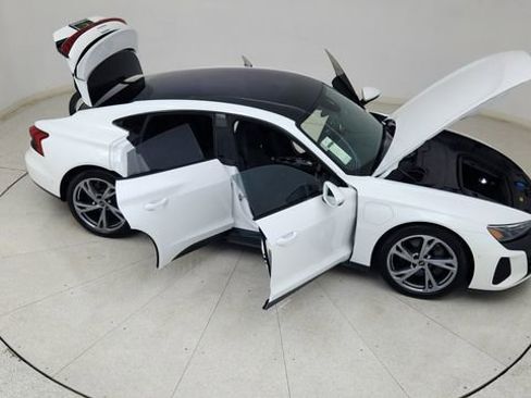 Used 2024 Audi e-tron GT Prestige w/ Prestige Package image 80