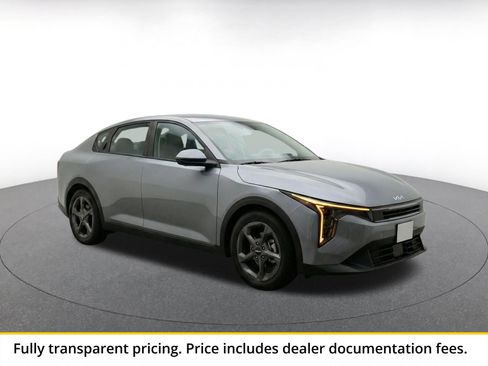 Used 2025 Kia K4 FWD image 1